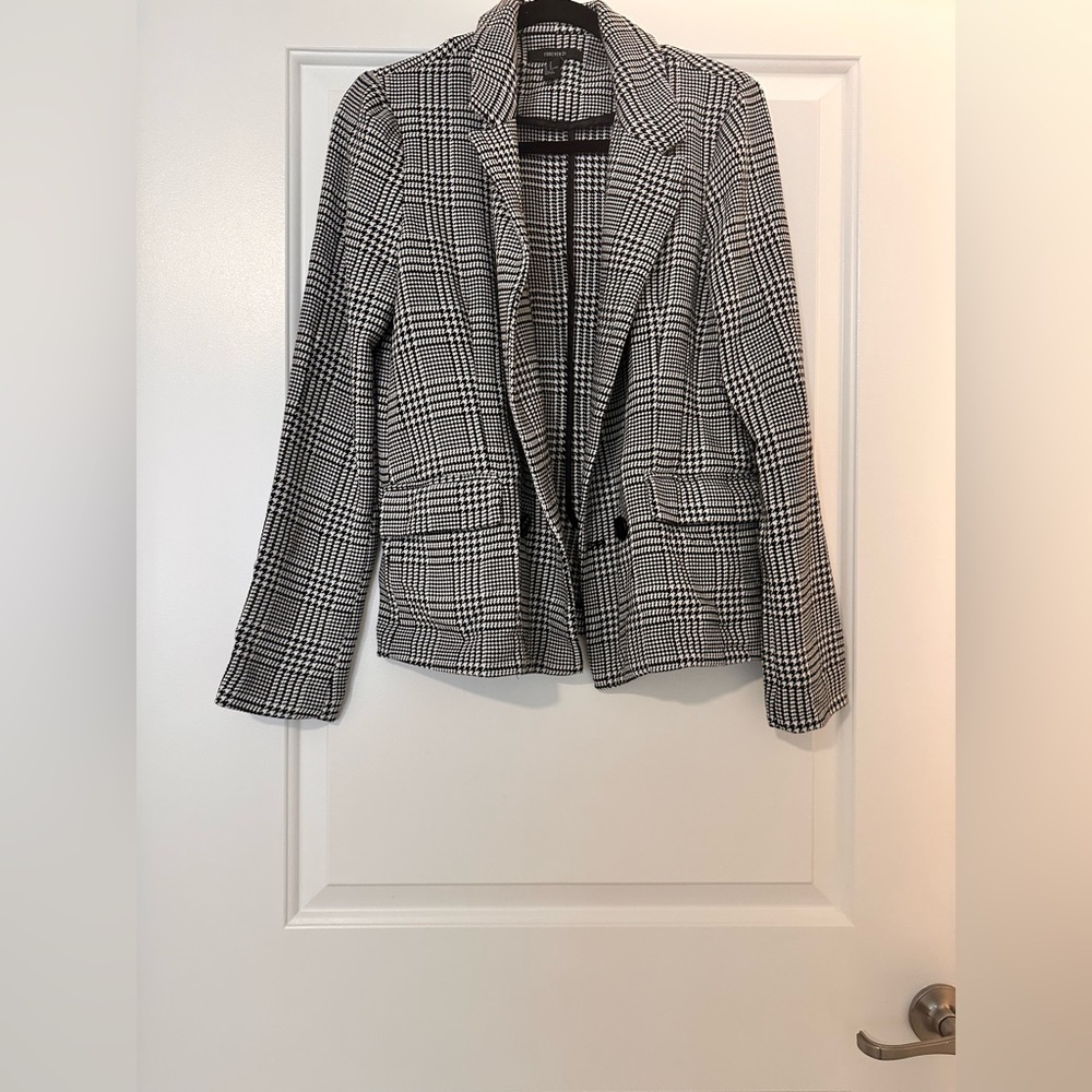 A nice plaid jacket